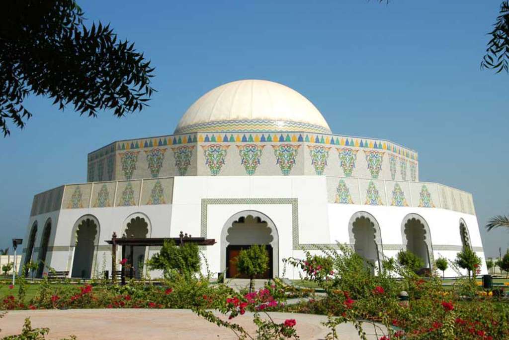 abu-dhabi-theater-feature
